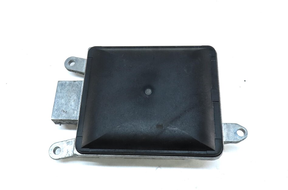 Thumbnail 5: 2015 BMW 750Li (F01) REAR BLIND SPOT RADAR DISTANCE SENSOR MODULE (MASTER)