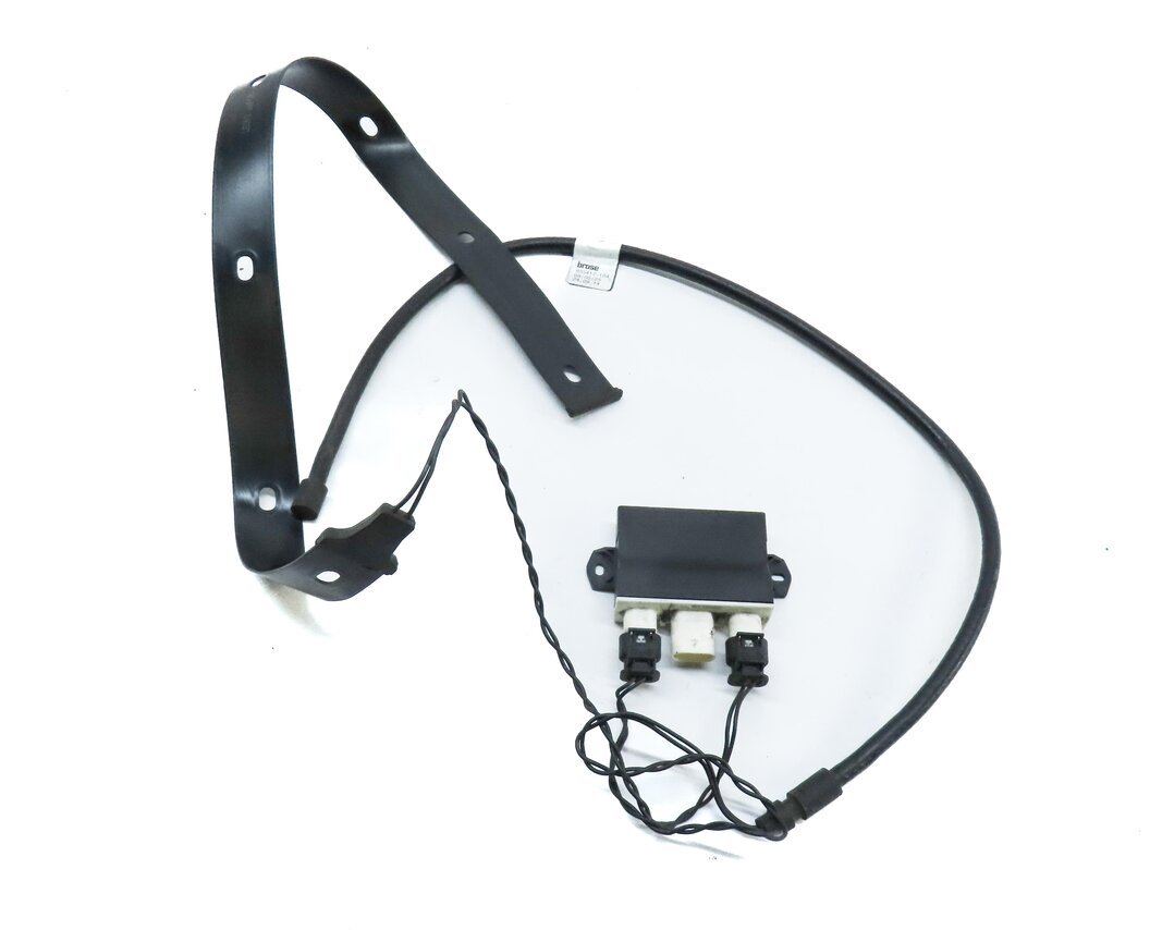 Thumbnail 1: 12-17 BMW 3 4 5 7 X3 X6 (F01 F10 F30) TRUNK KICK PAD SENSOR SMART OPENER MODULE