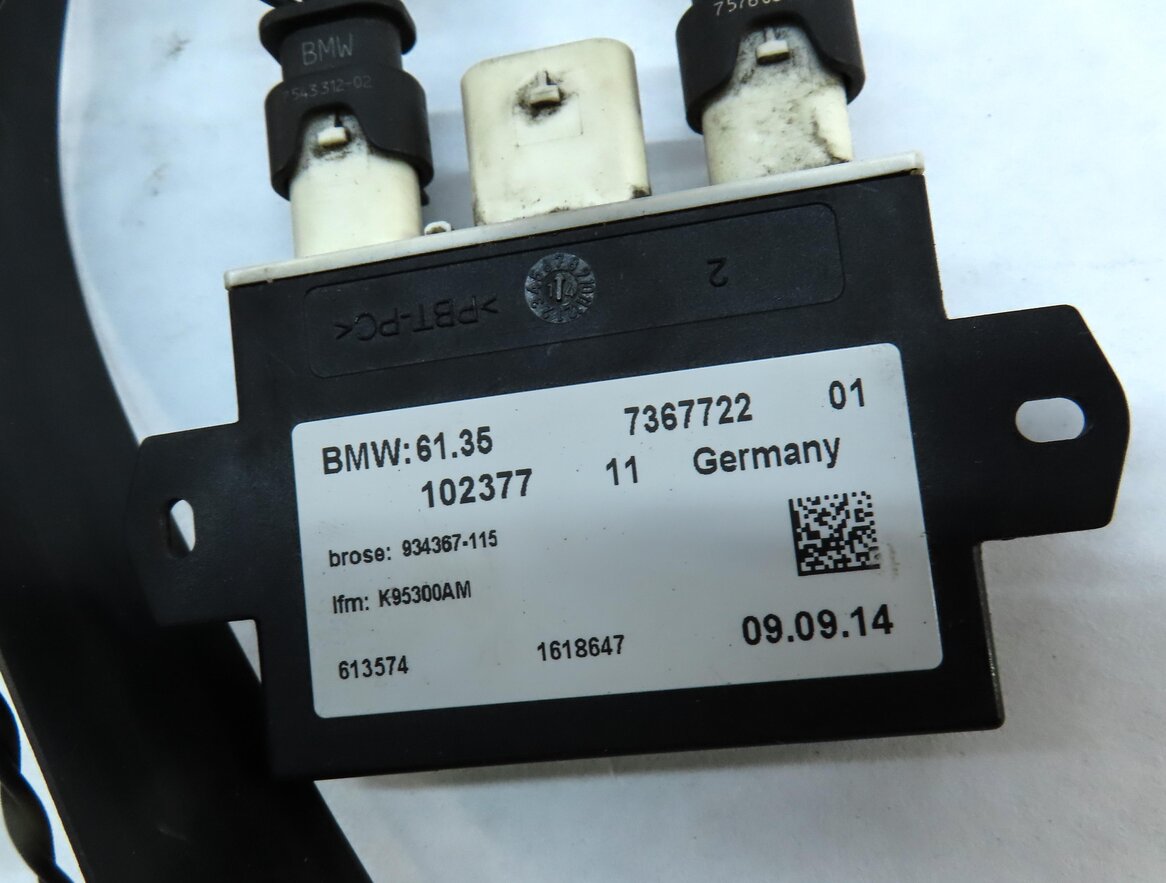 Thumbnail 6: 12-17 BMW 3 4 5 7 X3 X6 (F01 F10 F30) TRUNK KICK PAD SENSOR SMART OPENER MODULE