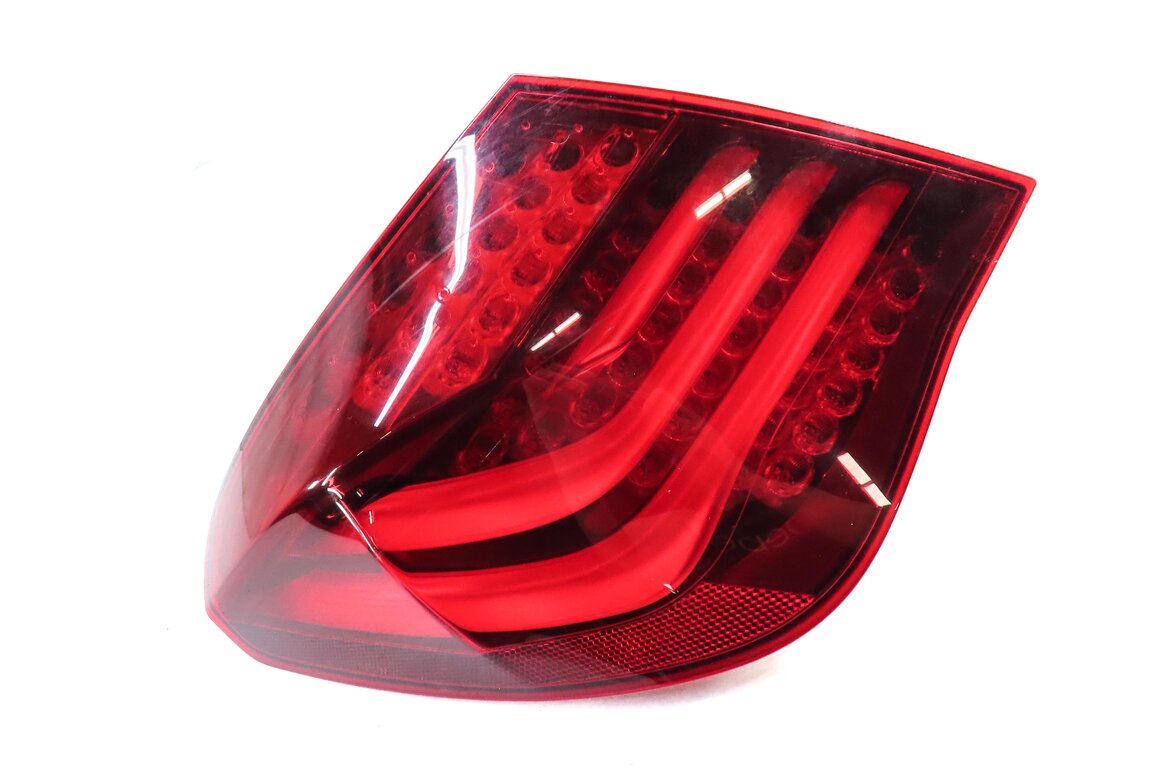Thumbnail 4: 13-15 BMW 7 SERIES (F01 F02 F04) REAR LEFT DRIVER OUTER TAILLIGHT BRAKE LIGHT