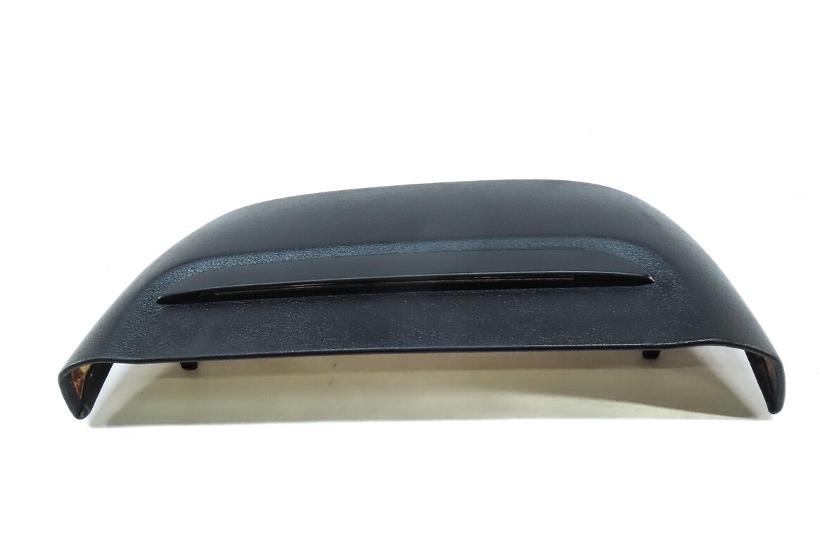 Thumbnail 2: 2015 BMW 750Li (F01) FRONT RIGHT PASSENGER SEAT BACK COVER TRIM (BLACK)