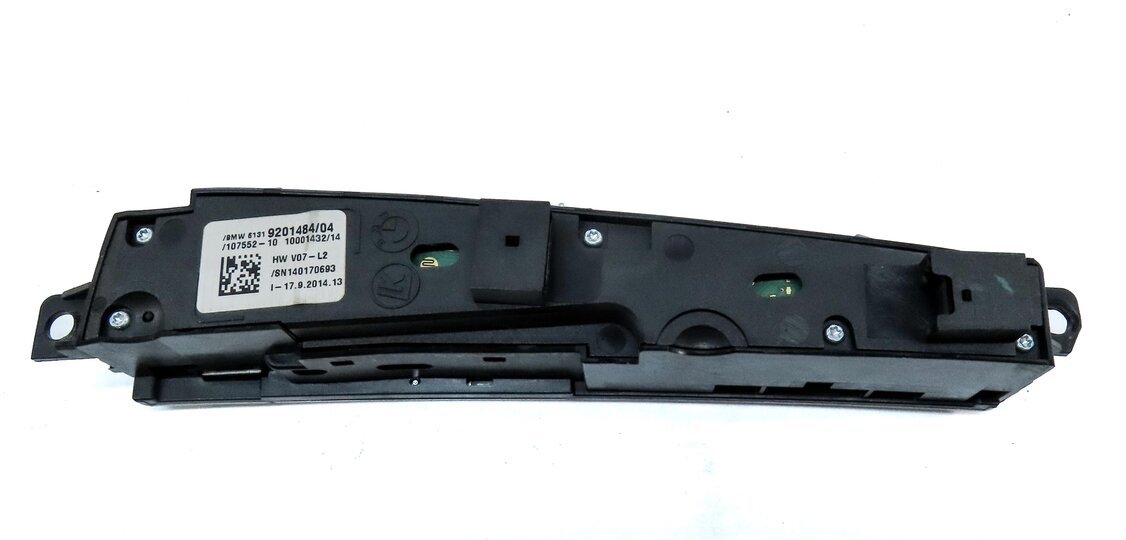 Thumbnail 6: 2015 BMW 750Li (F01) TRACTION CONTROL SWITCH BUTTON PANEL 61319201484