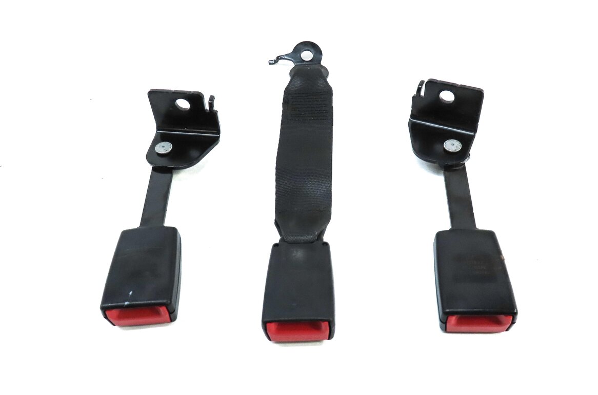 Thumbnail 5: 2015 BMW 750Li (F01) REAR LEFT RIGHT CENTER SEATBELT BUCKLE RECEIVER SET 3 BLACK