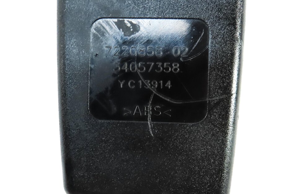 Thumbnail 8: 2015 BMW 750Li (F01) REAR LEFT RIGHT CENTER SEATBELT BUCKLE RECEIVER SET 3 BLACK