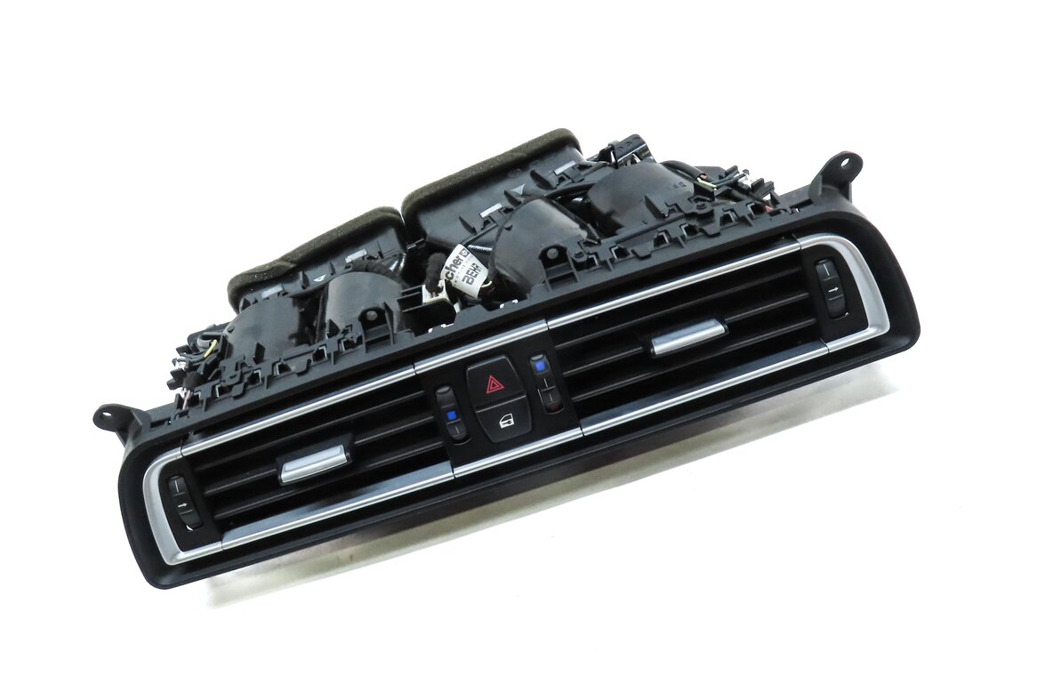 Thumbnail 3: 2015 BMW 750Li (F01) FRONT CENTER DASH DASHBOARD HVAC A/C HEATER AIR VENT