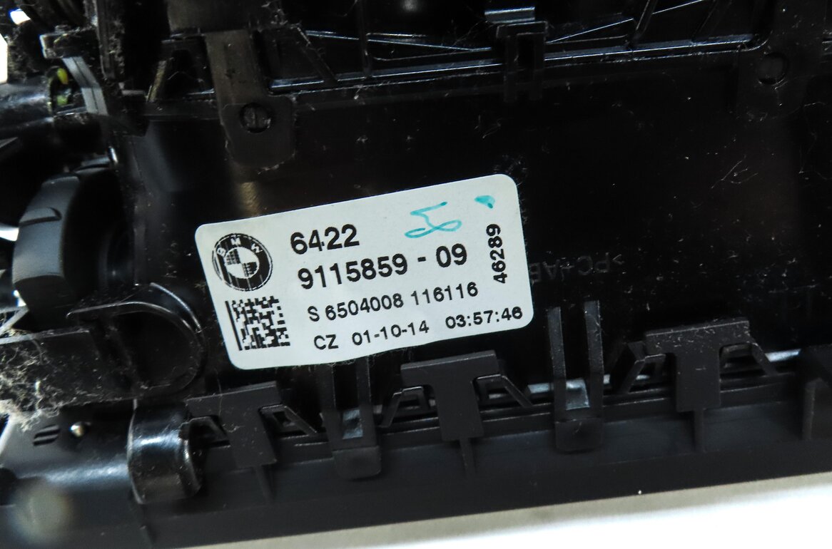 Thumbnail 6: 2015 BMW 750Li (F01) FRONT CENTER DASH DASHBOARD HVAC A/C HEATER AIR VENT
