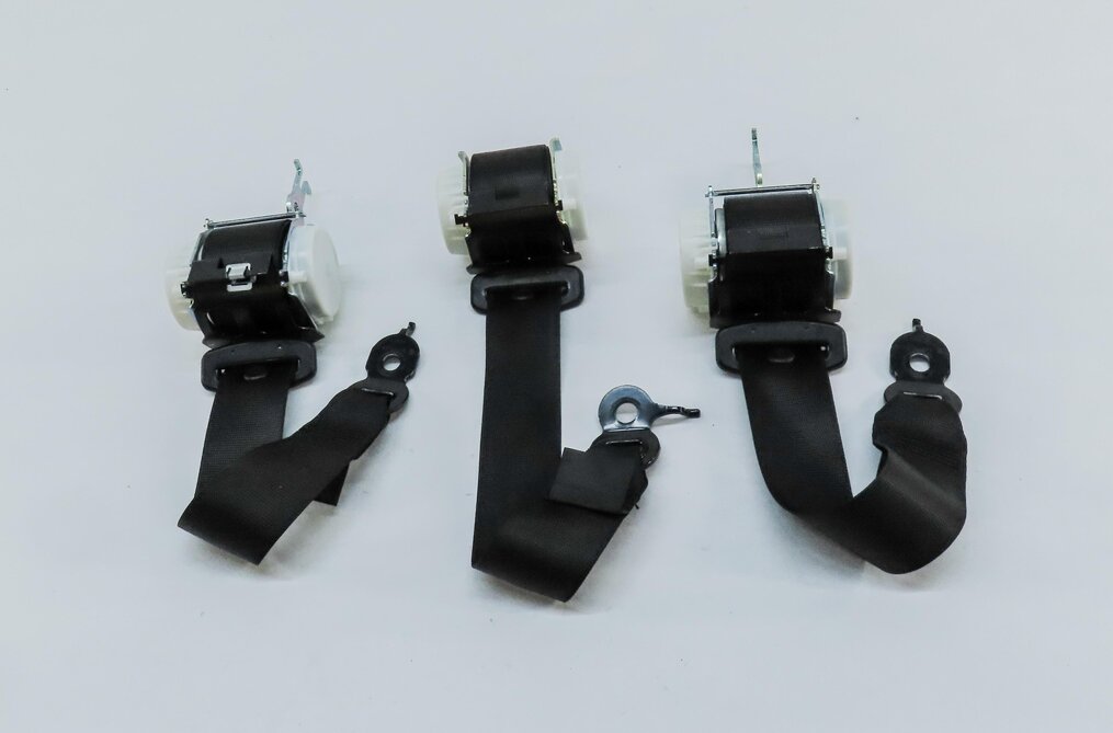 Thumbnail 2: 2015 BMW 750Li (F01) REAR LEFT RIGHT & CENTER SEATBELT RETRACTOR SET 3 (BLACK)