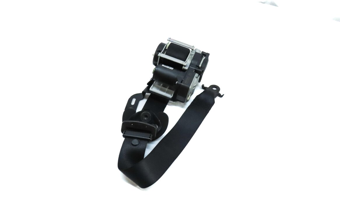 13-15 BMW 740i 750i 760i (F01 F02 F04) LEFT DRIVER SEATBELT RETRACTOR (BLACK)