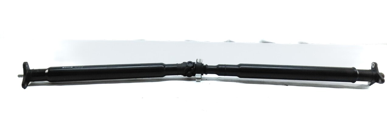 Thumbnail 4: 2012-2015 BMW 750Li (F02) RWD / LWB - REAR DRIVE SHAFT DRIVESHAFT DRIVE LINE
