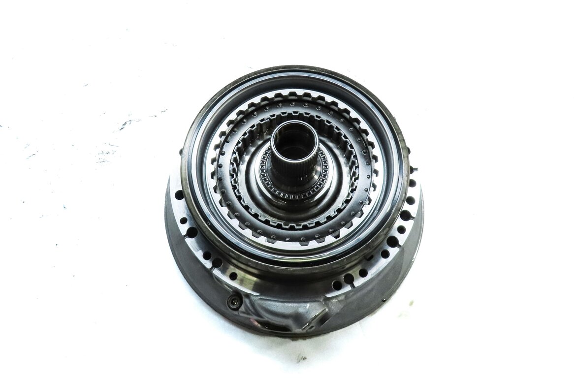 Thumbnail 4: 13-19 BMW 550i 550iGT 650i 750i (F01 F02 F10) RWD - 8HP70 TRANSMISSION OIL PUMP