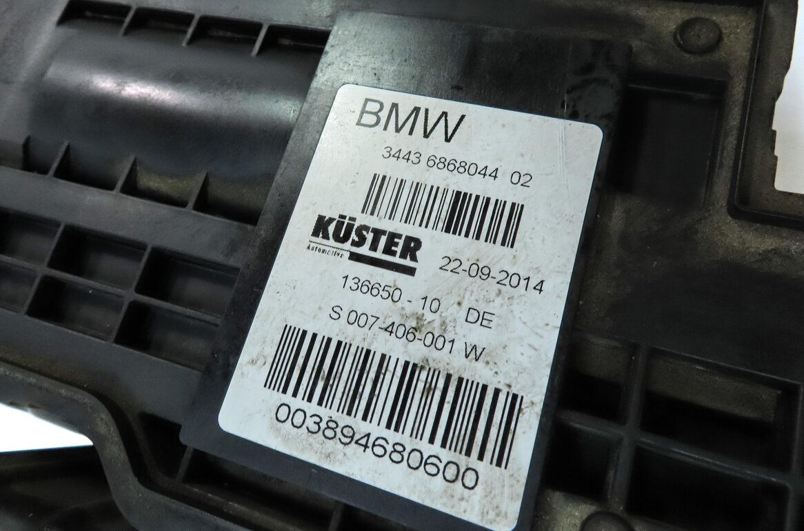 Thumbnail 6: 2015 BMW 750Li (F01) EMERGENCY HILL PARKING E-BRAKE ACTUATOR w/ CABLES 6868044