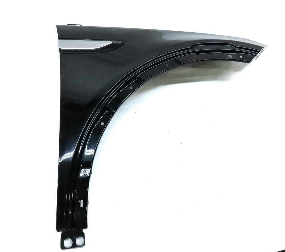 2015-2020 LAND ROVER DISCOVERY SPORT (L550) FRONT RIGHT PASSENGER FENDER (BLACK)