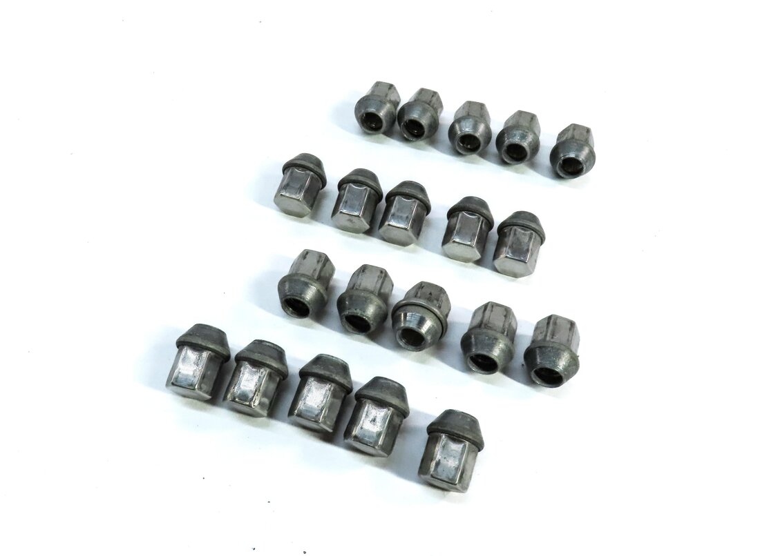 2008-2020 LAND ROVER LR2 DISCOVERY SPORT RANGE ROVER EVOQUE VALAR LUG NUT SET/20