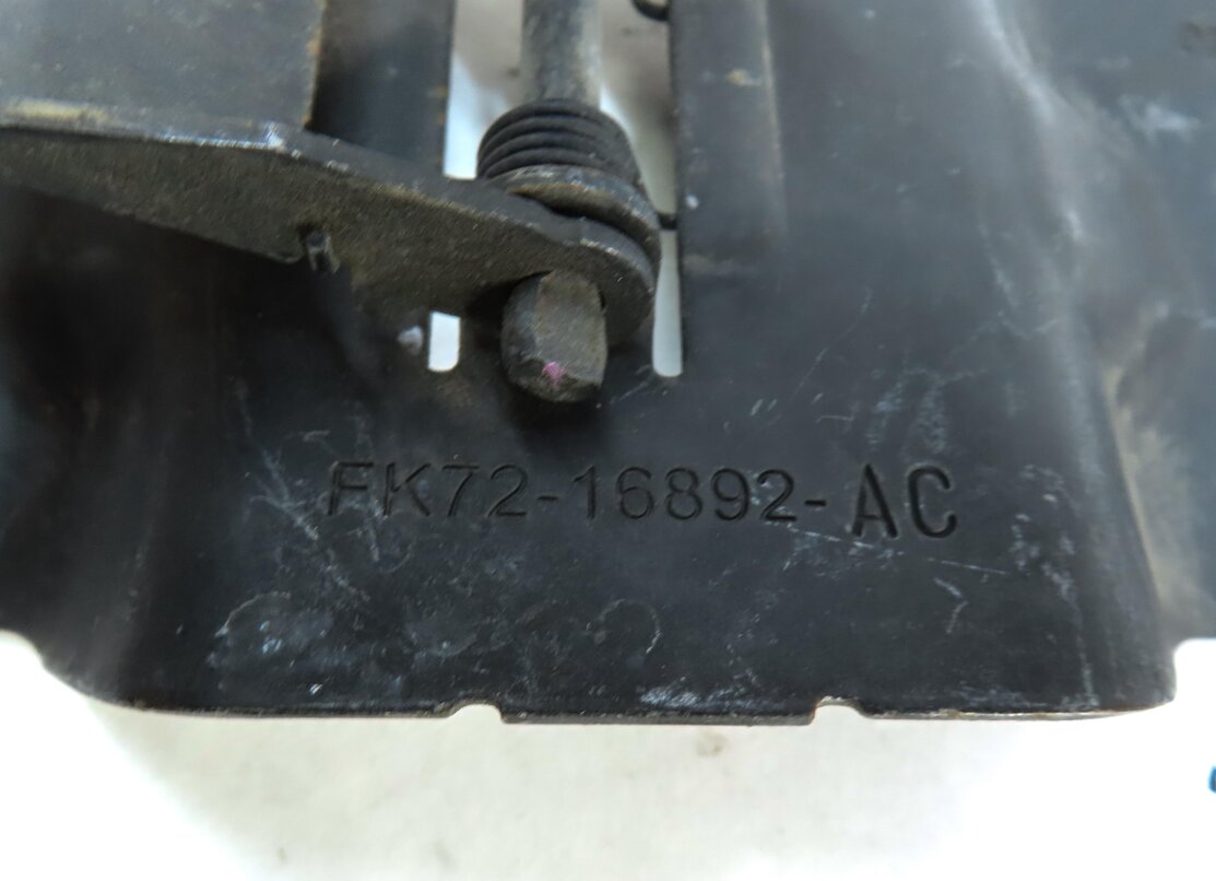 Thumbnail 6: 2017 LAND ROVER DISCOVERY SPORT L550 HOOD SAFETY CATCH HOOK & RELEASE LEVER LOCK