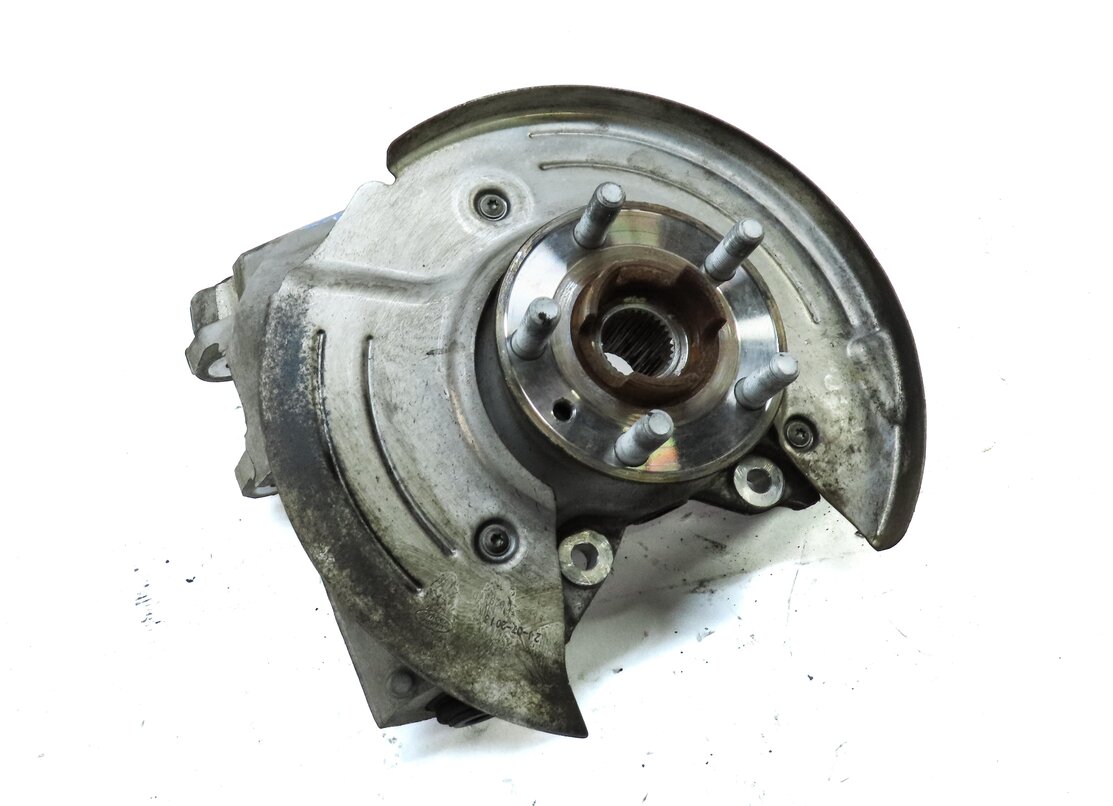 2015-2019 LAND ROVER DISCOVERY SPORT (L550) LEFT DRIVER REAR SPINDLE KNUCKLE HUB