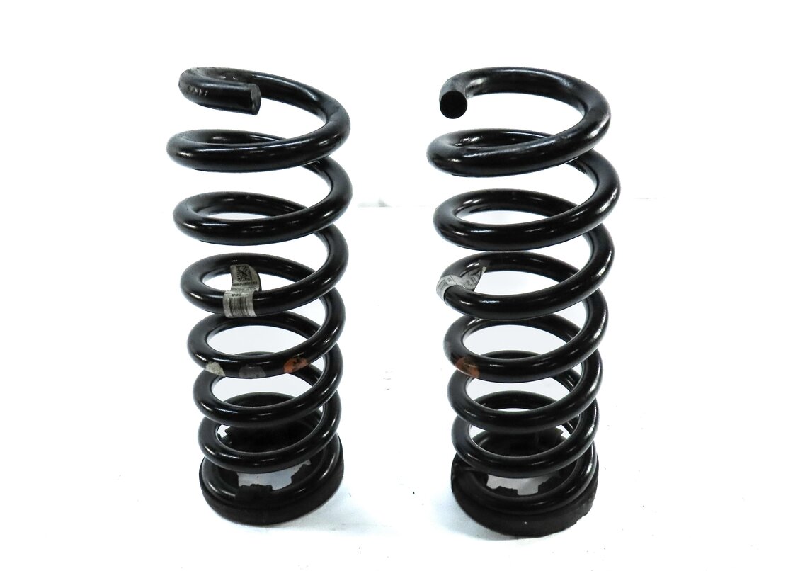 Thumbnail 2: 2015-2019 LAND ROVER DISCOVERY SPORT (L550) REAR SUSPENSION COIL SPRING SET-2