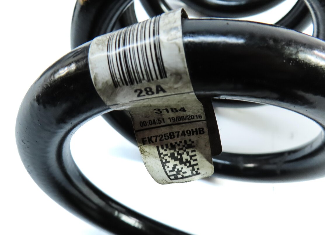 Thumbnail 4: 2015-2019 LAND ROVER DISCOVERY SPORT (L550) REAR SUSPENSION COIL SPRING SET-2