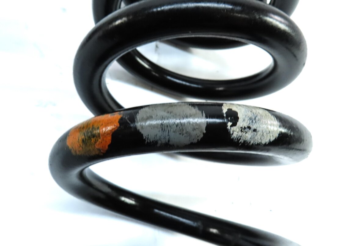 Thumbnail 5: 2015-2019 LAND ROVER DISCOVERY SPORT (L550) REAR SUSPENSION COIL SPRING SET-2