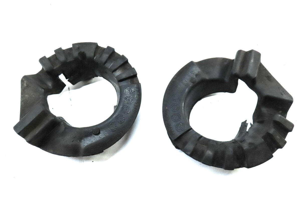 Thumbnail 6: 2015-2019 LAND ROVER DISCOVERY SPORT (L550) REAR SUSPENSION COIL SPRING SET-2