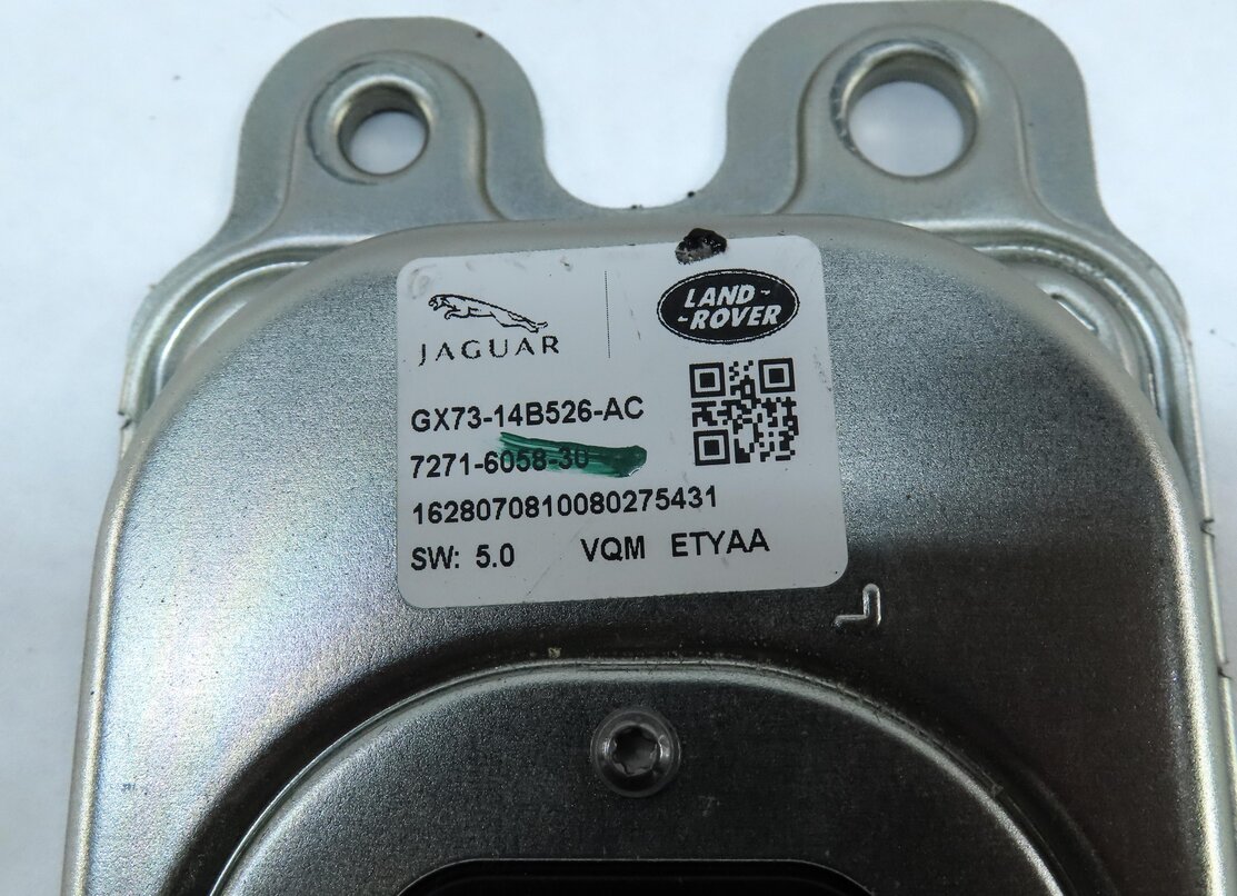 Thumbnail 4: 2017 LAND ROVER DISCOVERY SPORT (L550) VOLTAGE POWER INVERTER CONTROL MODULE
