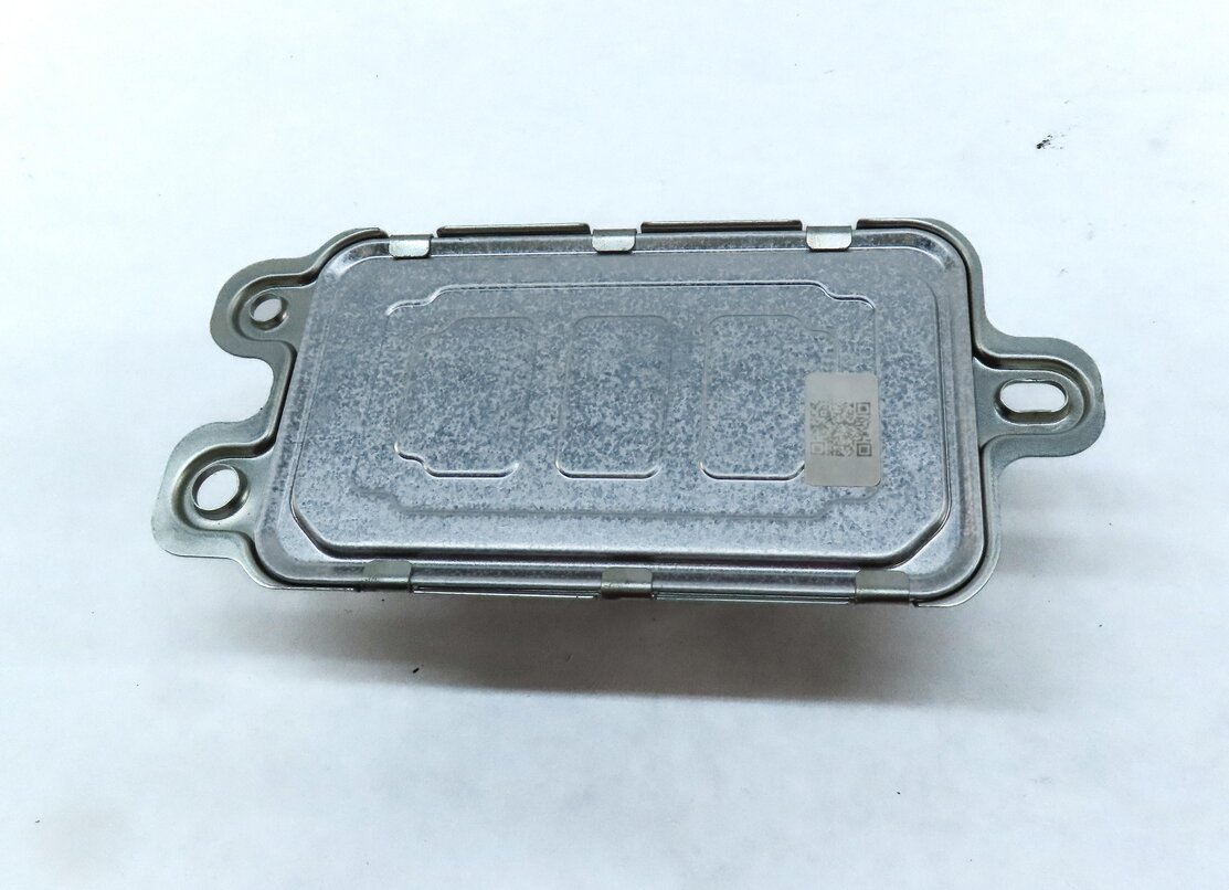 Thumbnail 5: 2017 LAND ROVER DISCOVERY SPORT (L550) VOLTAGE POWER INVERTER CONTROL MODULE