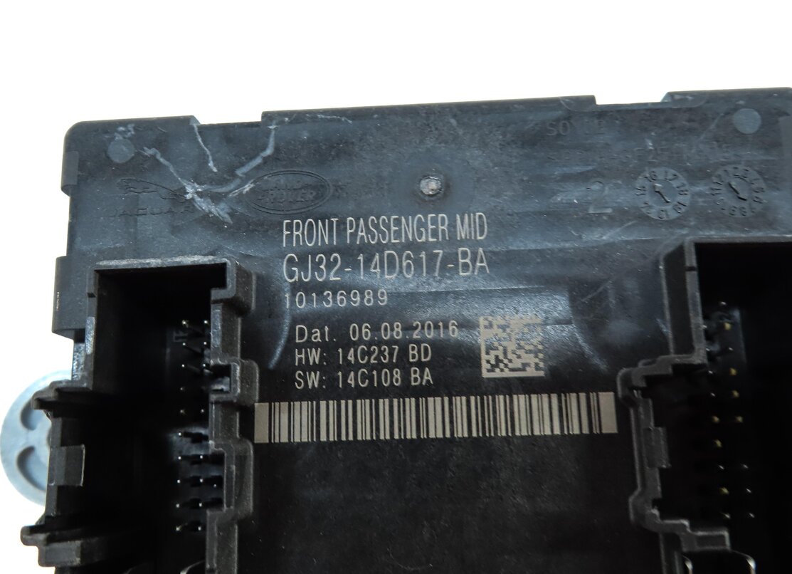 Thumbnail 4: 2017 ROVER DISCOVERY SPORT (L550) FRONT RIGHT DOOR CONTROL MODULE GJ3214D617BA