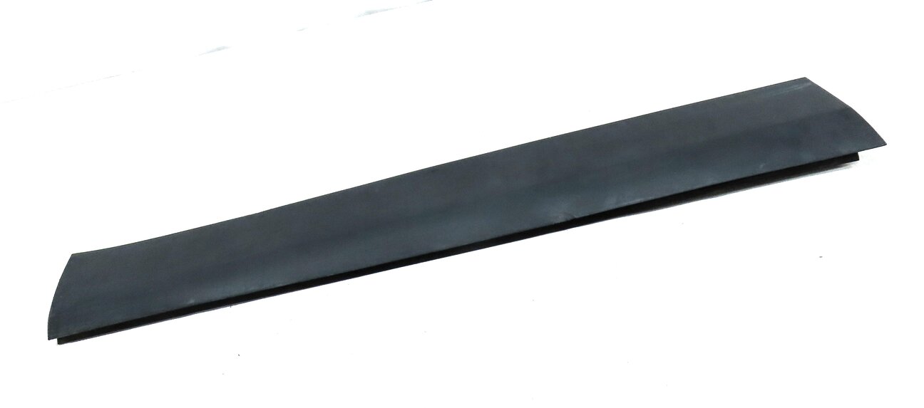Thumbnail 3: 2017 LAND ROVER DISCOVERY SPORT (L550) FRONT LEFT LOWER DOOR TRIM MOULDING BLACK