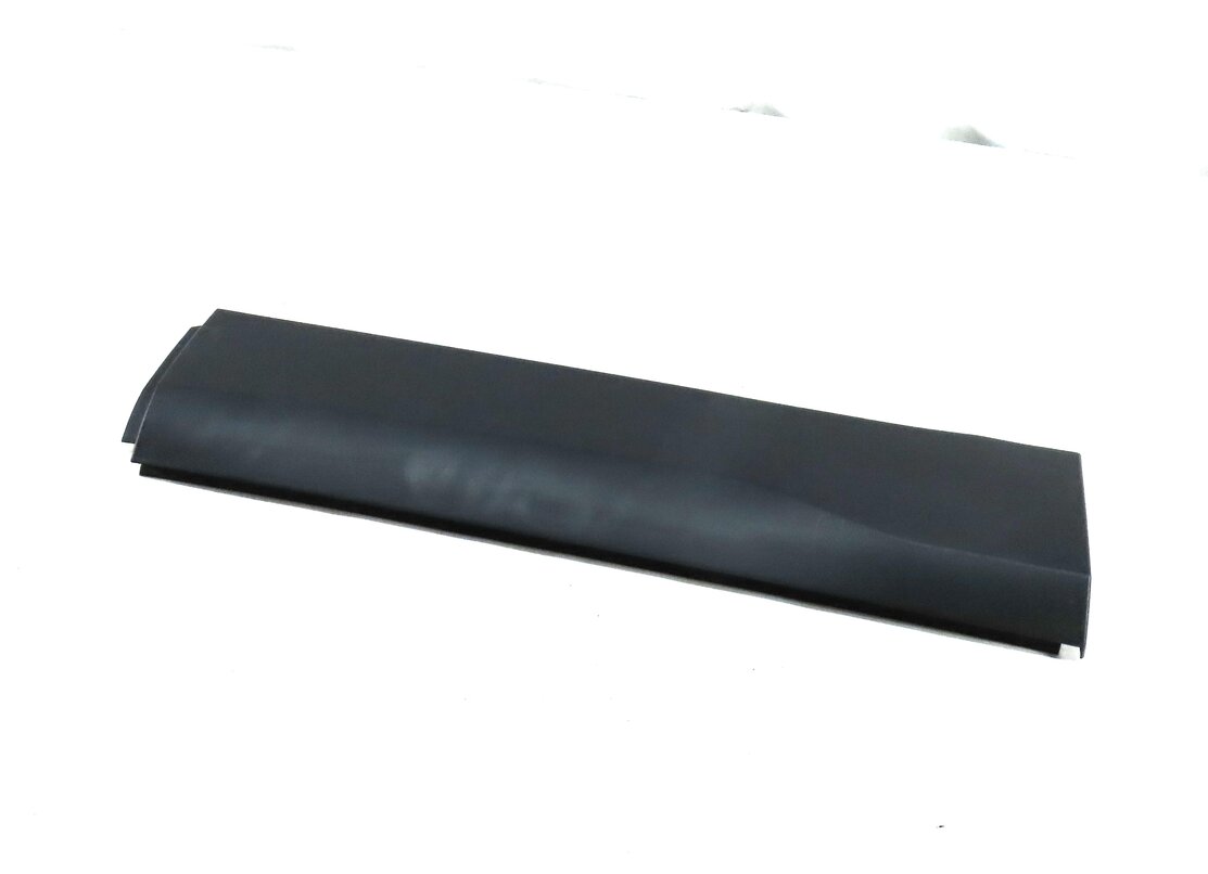 2017 LAND ROVER DISCOVERY SPORT (L550) REAR LEFT LOWER DOOR MOULDING TRIM BLACK