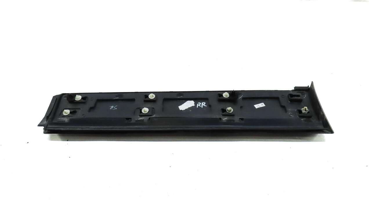 Thumbnail 6: 2017 LAND ROVER DISCOVERY SPORT (L550) REAR RIGHT LOWER DOOR TRIM MOULDING BLACK
