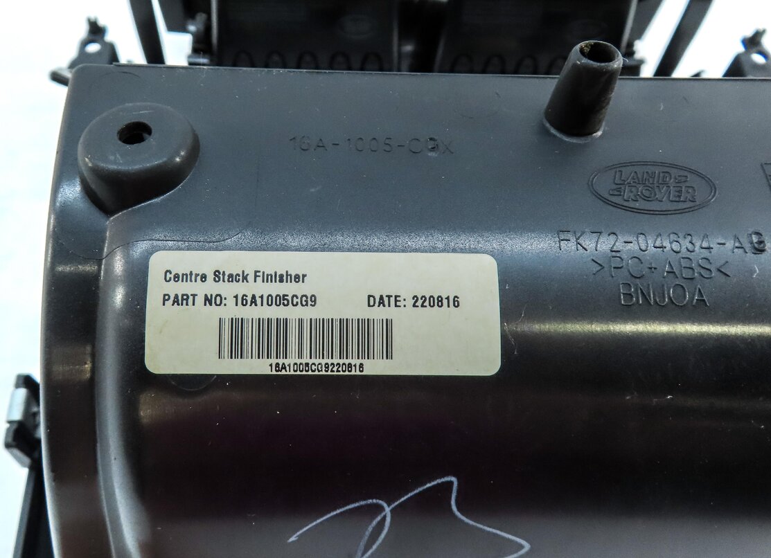 Thumbnail 7: 2017 ROVER DISCOVERY SPORT L550 FRONT CENTER CONSOLE A/C HEATER AIR VENT & TRIM