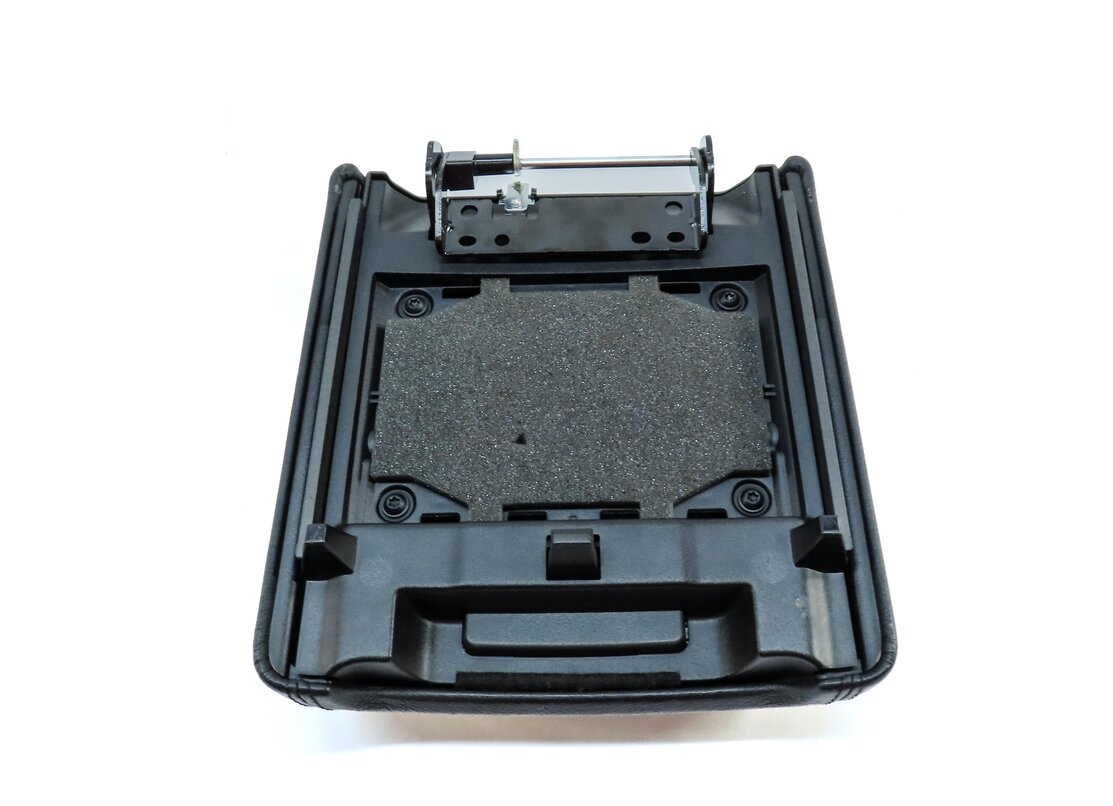 Thumbnail 6: 2015-2019 DISCOVERY SPORT (L550) FRONT CENTER CONSOLE ARMREST LID (EBONY BLACK)