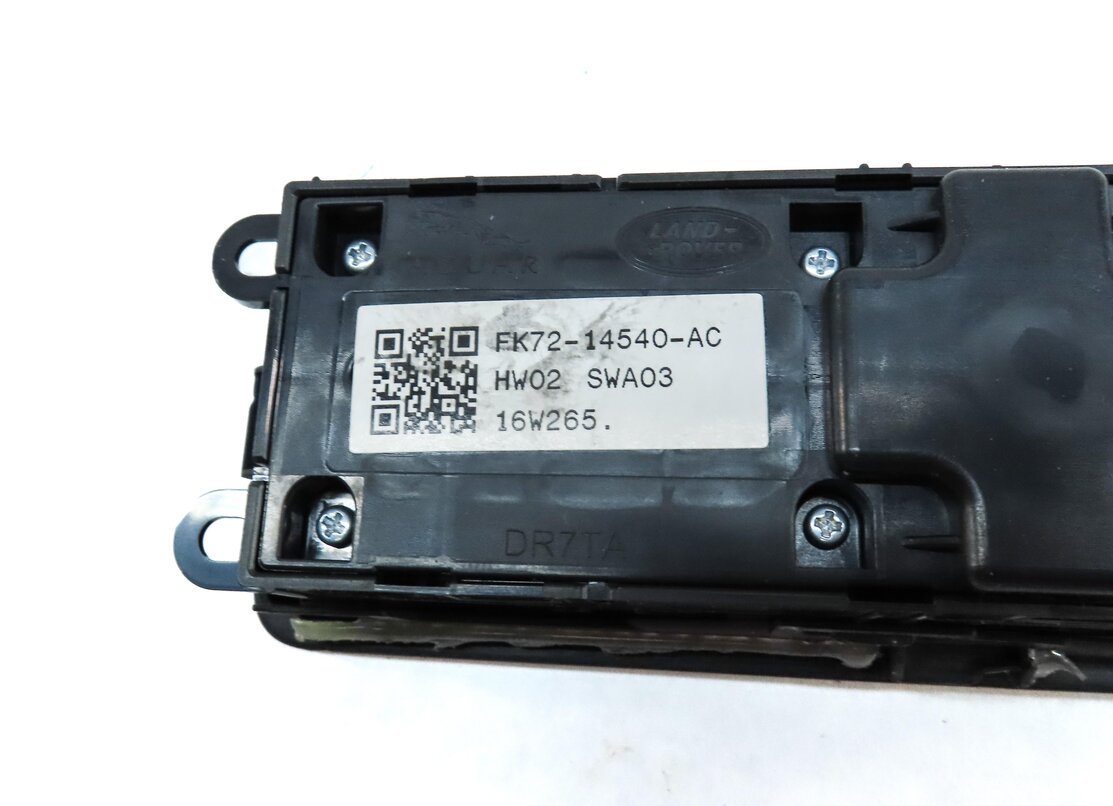 Thumbnail 6: 15-19 LAND ROVER DISCOVERY SPORT (L550) LEFT DRIVER MASTER WINDOW SWITCH BUTTON