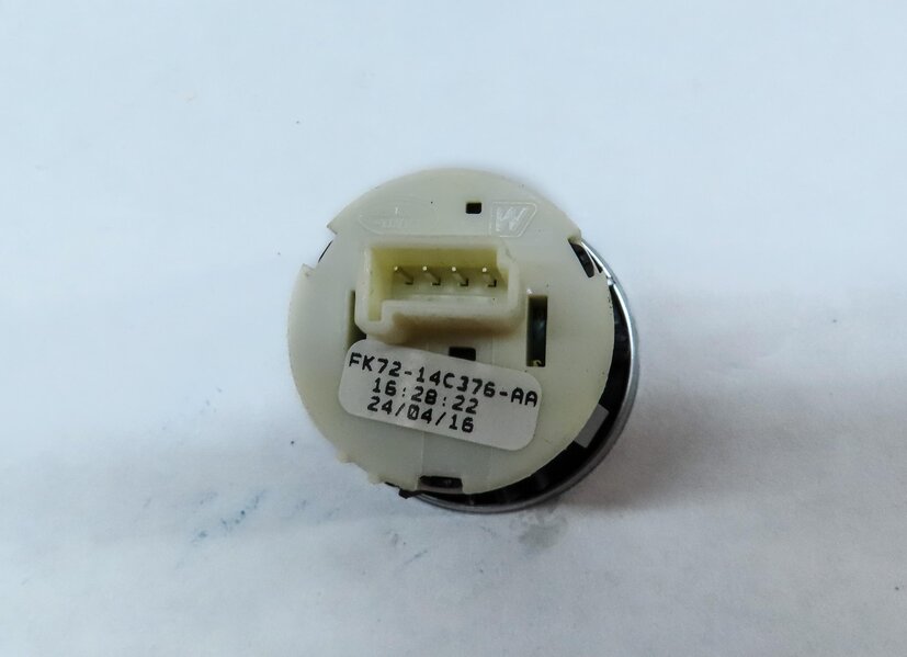 Thumbnail 4: 2015-2019 LAND ROVER DISCOVERY SPORT (L550) ENGINE START STOP SWITCH BUTTON