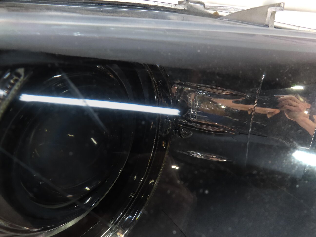 Thumbnail 9: 2010-2013 BMW X5M ///M (E70) RIGHT FRONT ADAPTIVE XENON HID HEADLIGHT LIGHT LAMP