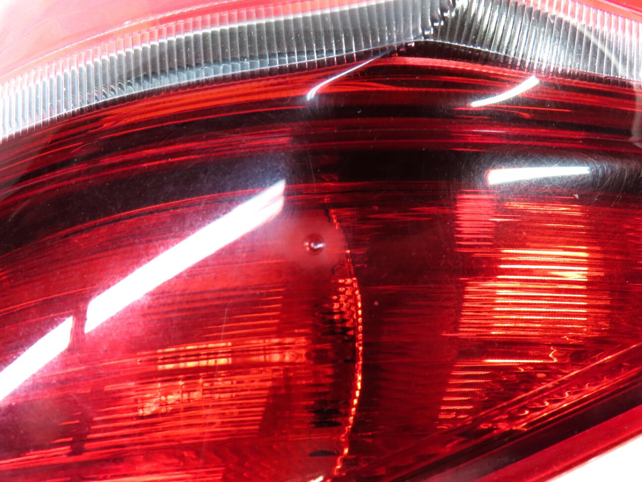 Thumbnail 7: 2011-2013 BMW X5 X5M (E70) LEFT DRIVER REAR OUTER TAILLIGHT BRAKE LIGHT LAMP