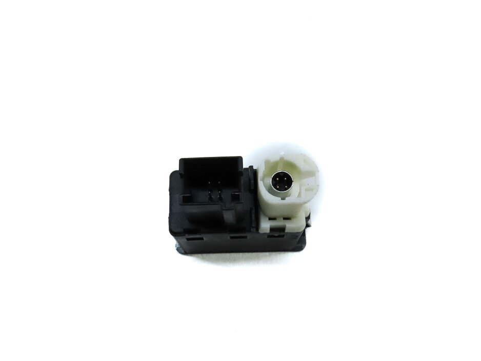 Thumbnail 5: 2013 BMW X5 M X5M ///M (E70) AUXILIARY IN AUX JAC INPUT USB CHARGE CHARGER PORT