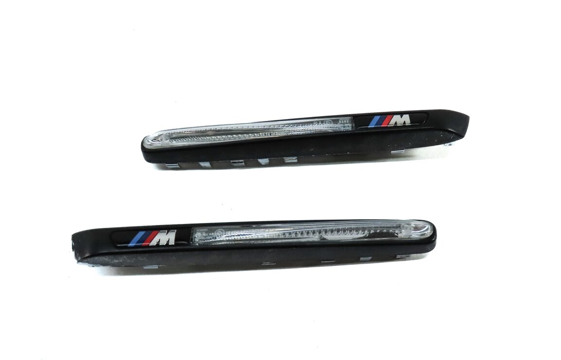 Thumbnail 3: 10-13 BMW X5M ///M (E70) FRONT LEFT & RIGHT FENDER SIGNAL MARKER LIGHT LAMP SET2
