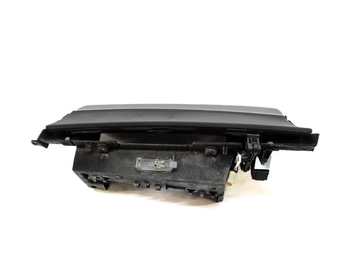Thumbnail 4: 2013 BMW X5 M X5M ///M E70 FRONT RIGHT DASH GLOVE BOX (BLACK & BRUSHED ALUMINUM)