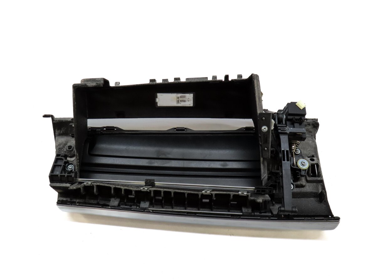 Thumbnail 5: 2013 BMW X5 M X5M ///M E70 FRONT RIGHT DASH GLOVE BOX (BLACK & BRUSHED ALUMINUM)