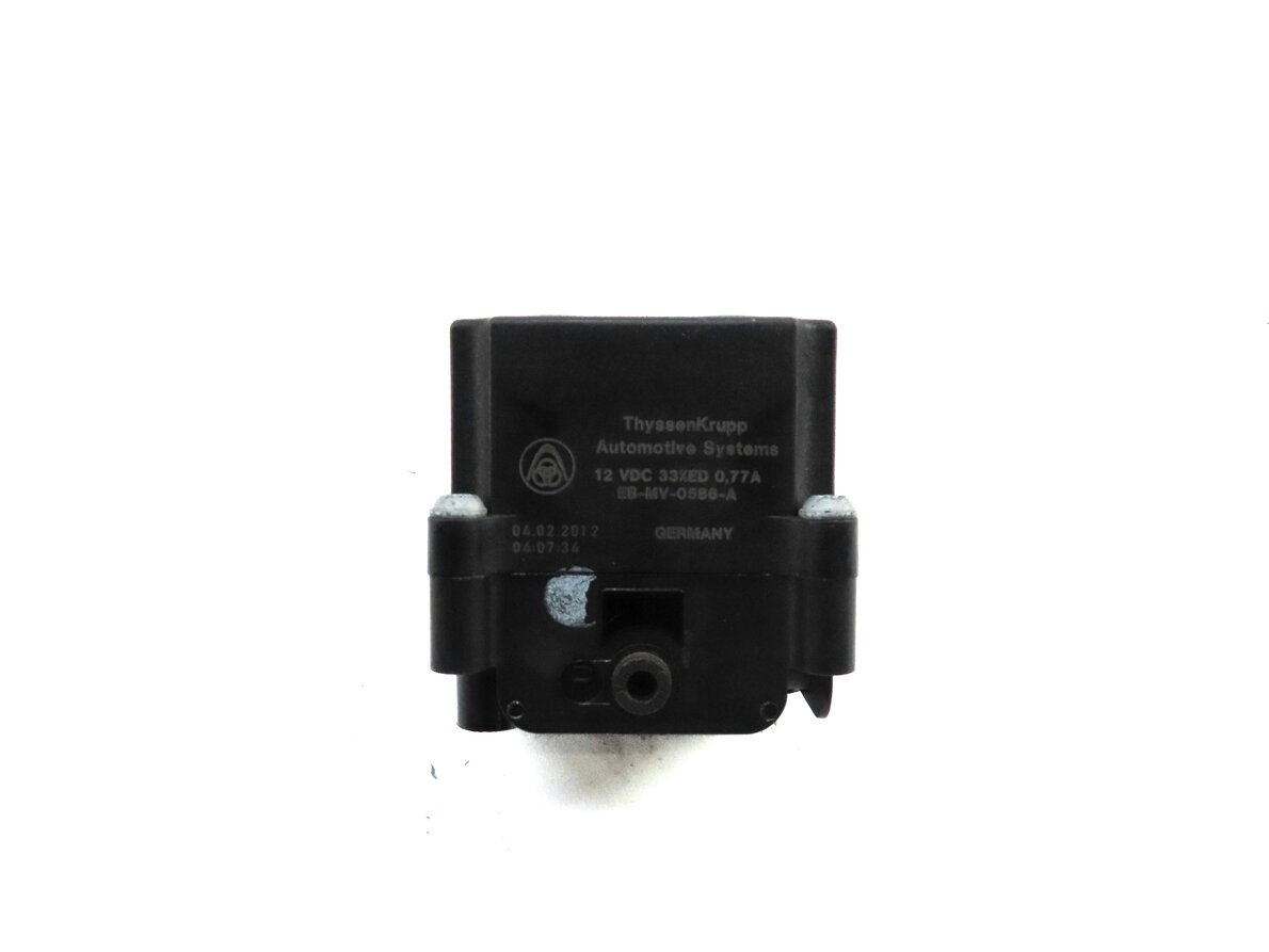 Thumbnail 5: 2013 BMW X5 M X5M ///M (E70) AIR SUSPENSION TRANSFER RELIEF VALVE BLOCK