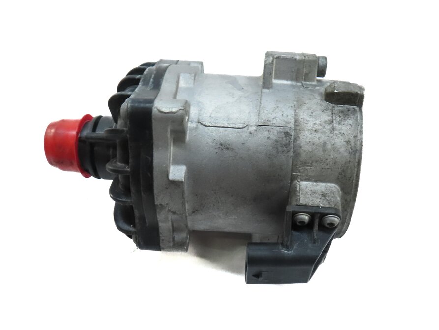 Thumbnail 4: 13 BMW X5M ///M E70 M SPORT 4.4L TURBO S63 ENGINE ELECTRIC AUXILIARY WATER PUMP