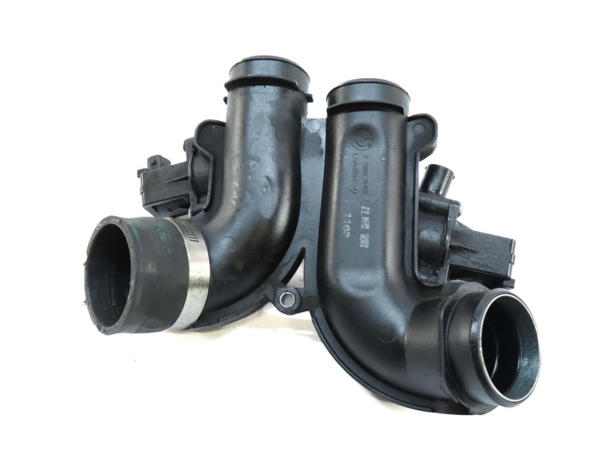Thumbnail 4: 2013 BMW X5M ///M (E70) 4.4L TURBO S63 ENGINE AIR INTAKE TUBE w/ DIVERTER VALVE