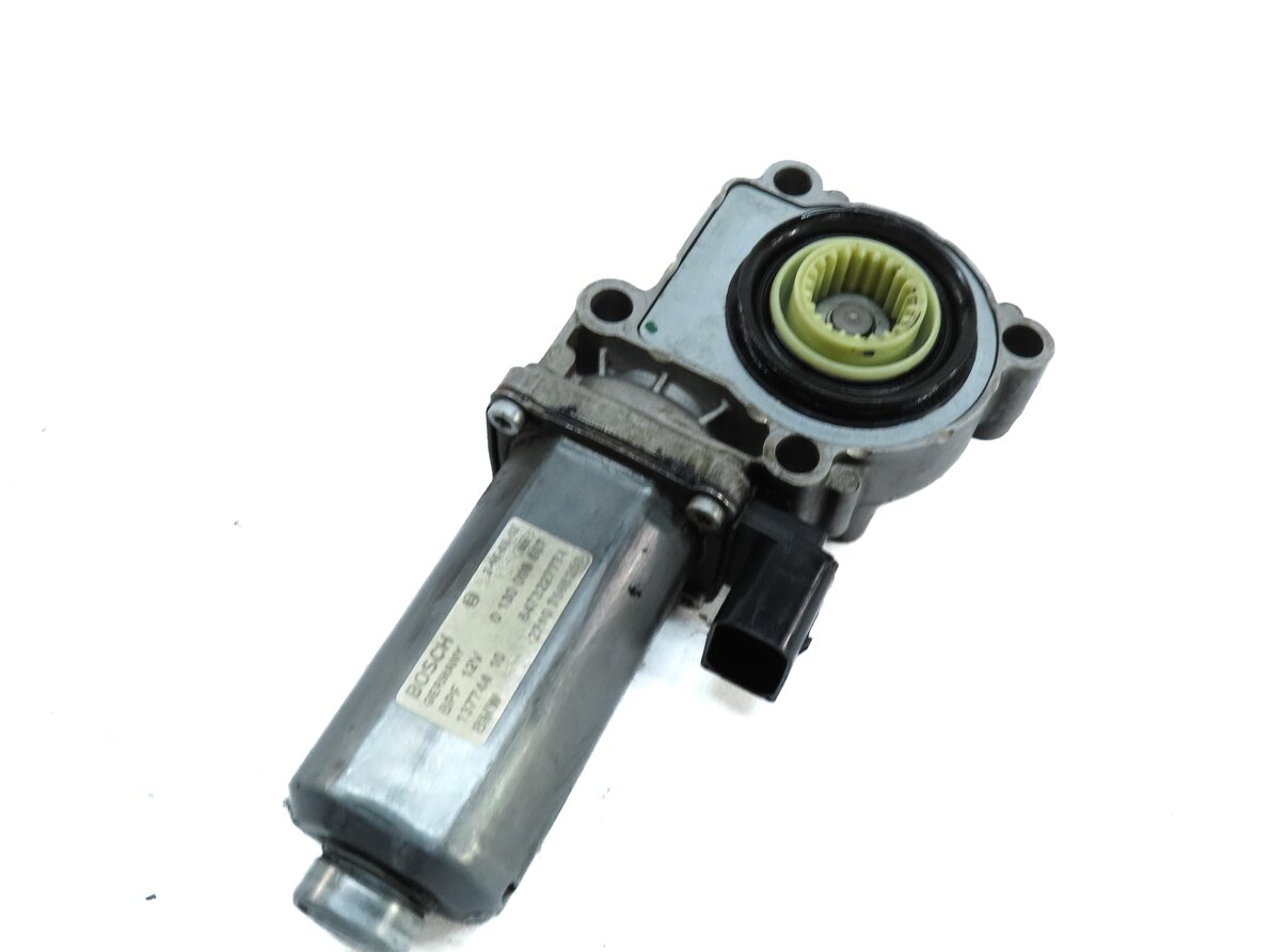 04-13 BMW X3 X5 X5M X6 X6M (E53 E70 E71 E83) TRANSFER CASE ELECTRIC SHIFT MOTOR