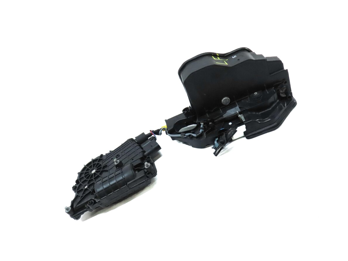 Thumbnail 3: 2013 BMW X5M ///M (E70) FRONT LEFT DRIVER DOOR LATCH w/ SOFT CLOSE ACTUATOR