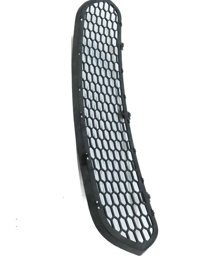 Thumbnail 6: 10-14 BMW X5M X6M ///M (E70 E71) FRONT BUMPER LOWER CENTER AIR VENT GRILLE TRIM