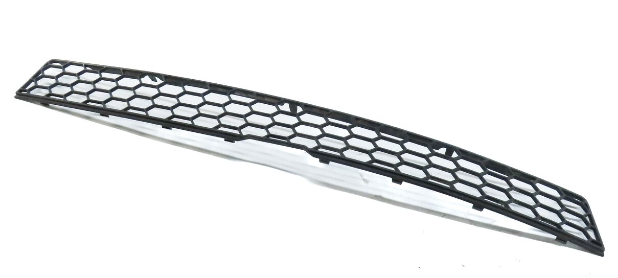 2010-2014 BMW X5M X6M ///M (E70 E71) FRONT BUMPER CENTER AIR VENT GRILLE TRIM