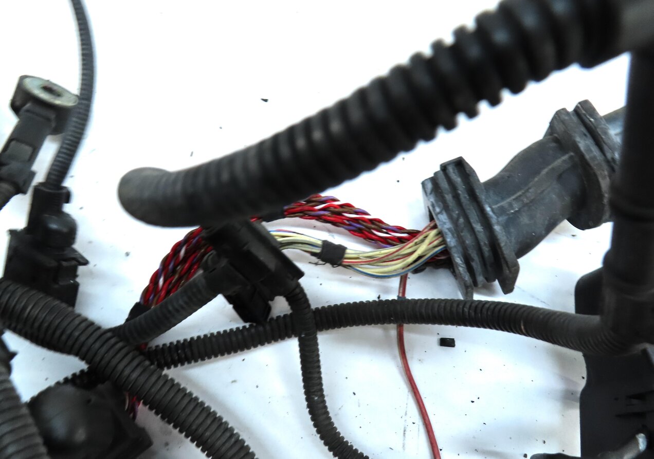 Thumbnail 5: 2013 BMW X5M ///M (E70) M SPORT 4.4L TWIN TURBO S63 ENGINE WIRING HARNESS