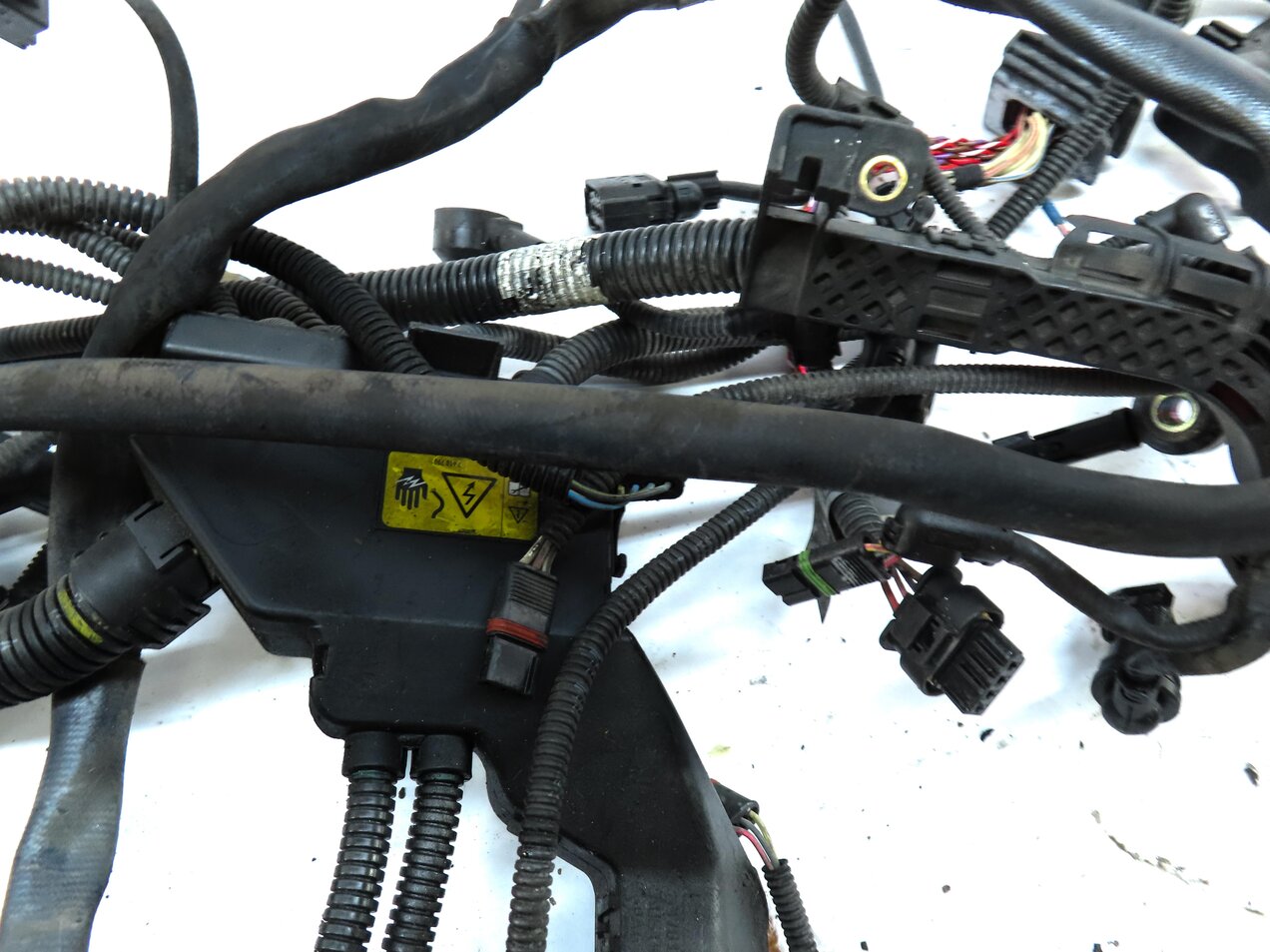 Thumbnail 6: 2013 BMW X5M ///M (E70) M SPORT 4.4L TWIN TURBO S63 ENGINE WIRING HARNESS