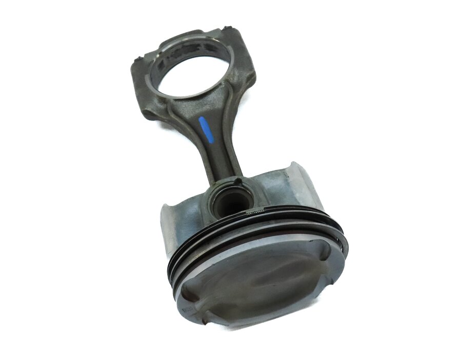 Thumbnail 3: 2013 BMW X5M ///M (E70) 4.4L TURBO S63 ENGINE LEFT PISTON & CONNECTING ROD