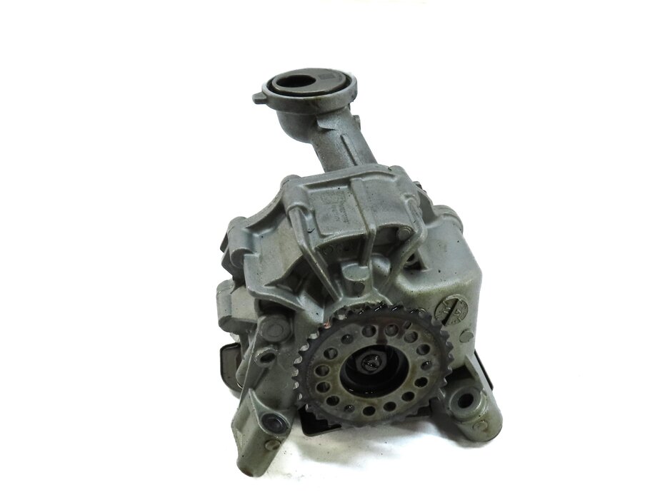 Thumbnail 2: 2013 BMW X5M ///M (E70) M SPORT 4.4L TWIN TURBO S63 ENGINE OIL PUMP 7643256